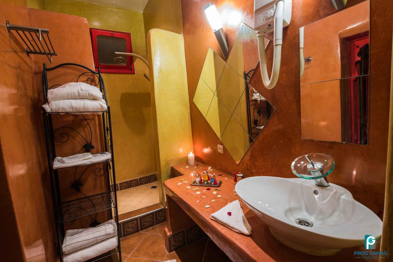 Riad Haj Palace & Spa Fes Exterior photo Bathroom